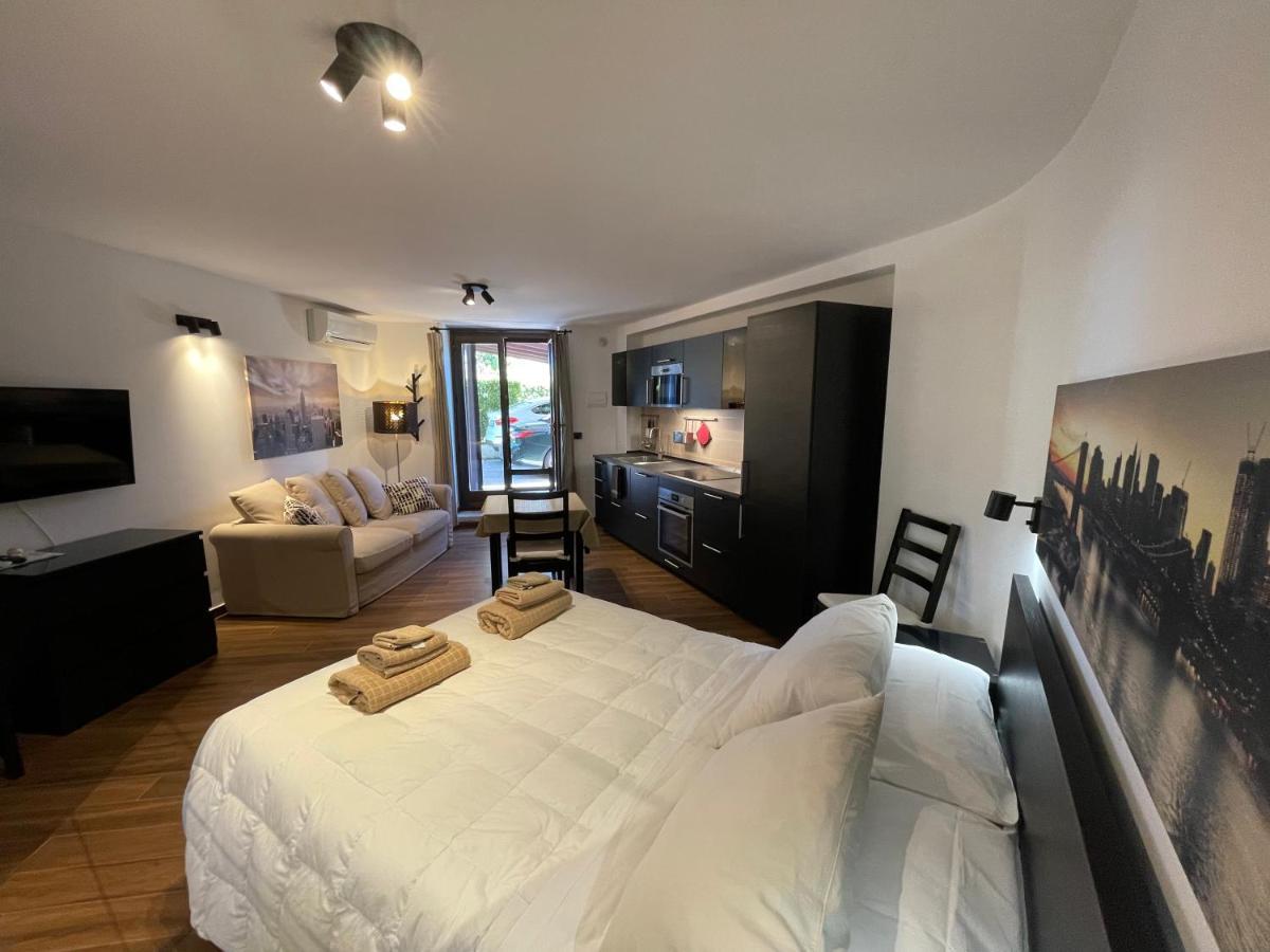 John Sea Suites Giardini Naxos Eksteriør billede
