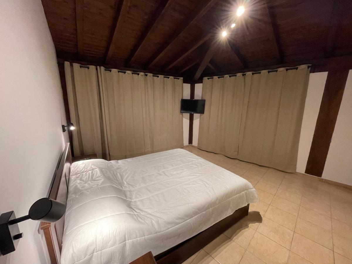 John Sea Suites Giardini Naxos Eksteriør billede