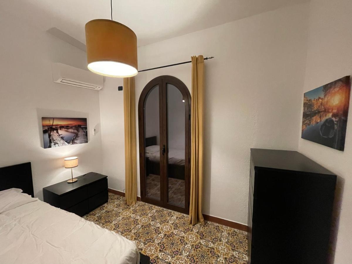 John Sea Suites Giardini Naxos Eksteriør billede