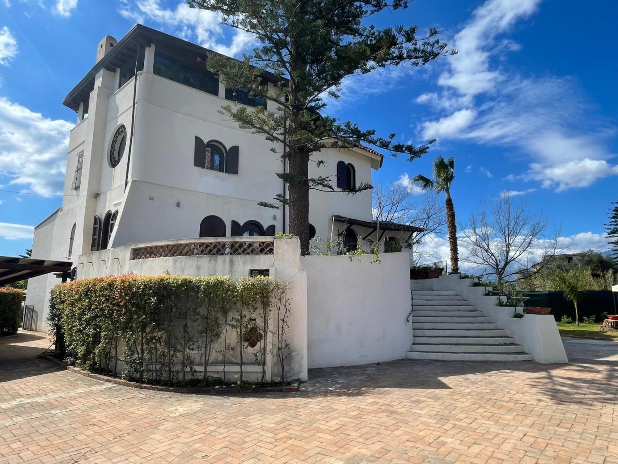 John Sea Suites Giardini Naxos Eksteriør billede