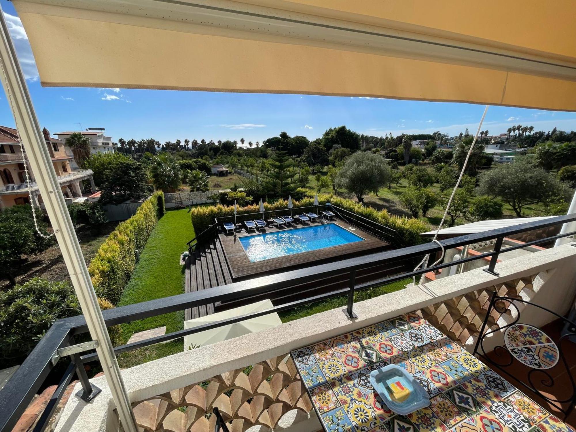 John Sea Suites Giardini Naxos Eksteriør billede