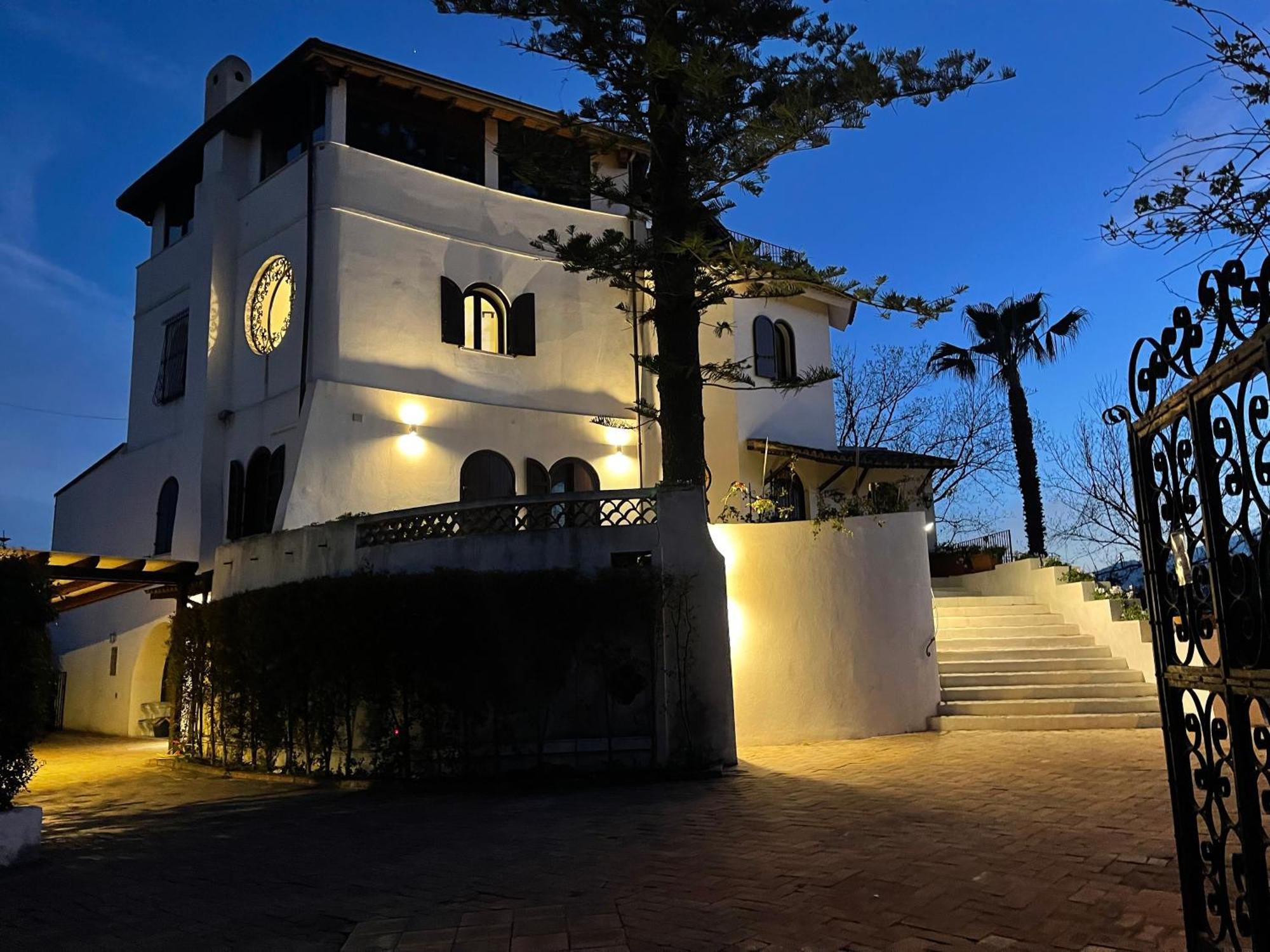 John Sea Suites Giardini Naxos Eksteriør billede